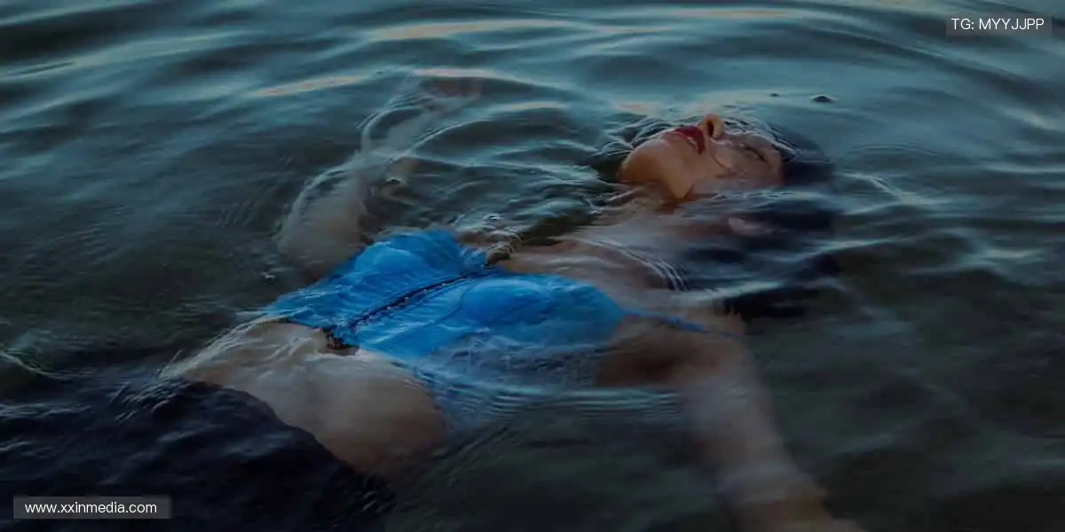 「全球赛事同步直播，超清画质 + 实时解说，让你身临其境！📺一键开启，激情无限！」